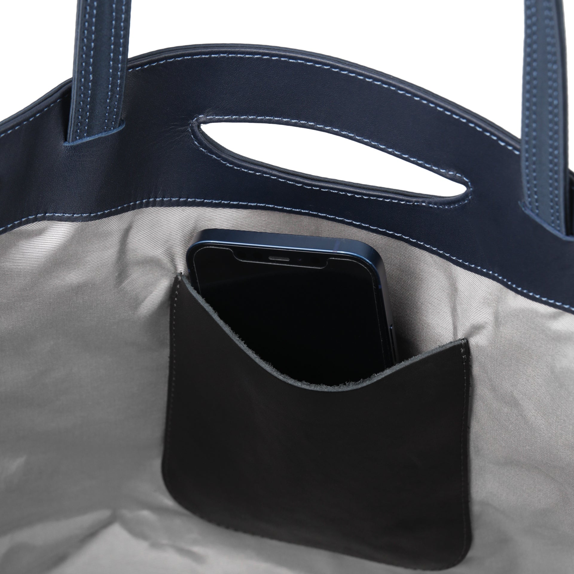 【NEW】NYLON SNUGGLE TOTE : ナイロンスナグルトート