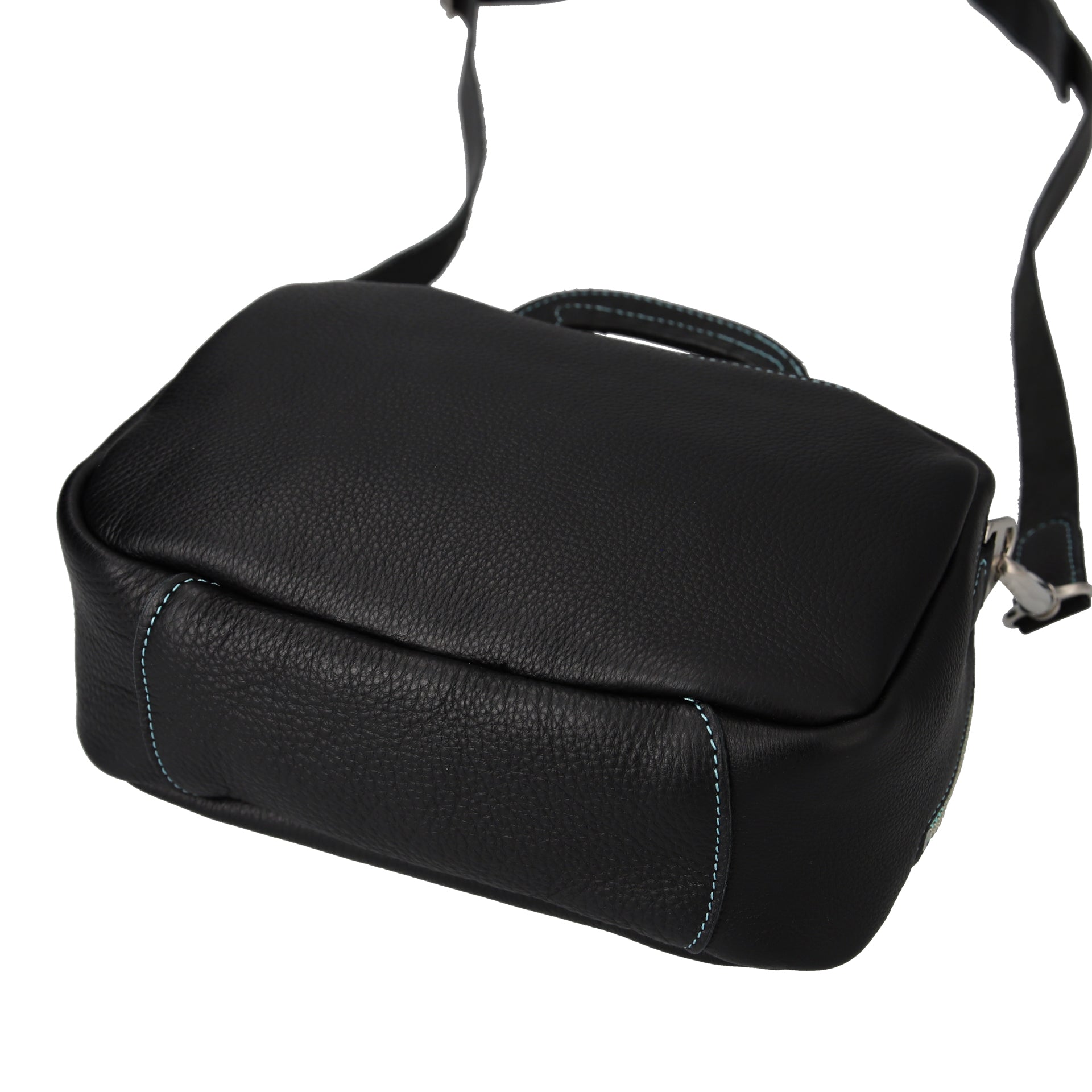 残りわずか【青山限定】MUG Q Black×TiffanyBlue：マグ キュー ブラック×ティファニーブルー