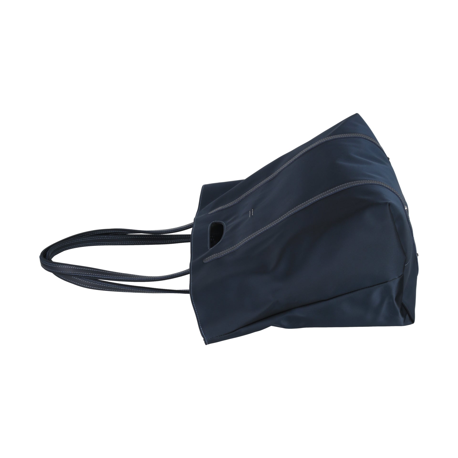 【NEW】NYLON SNUGGLE TOTE ： ナイロンスナグルトート