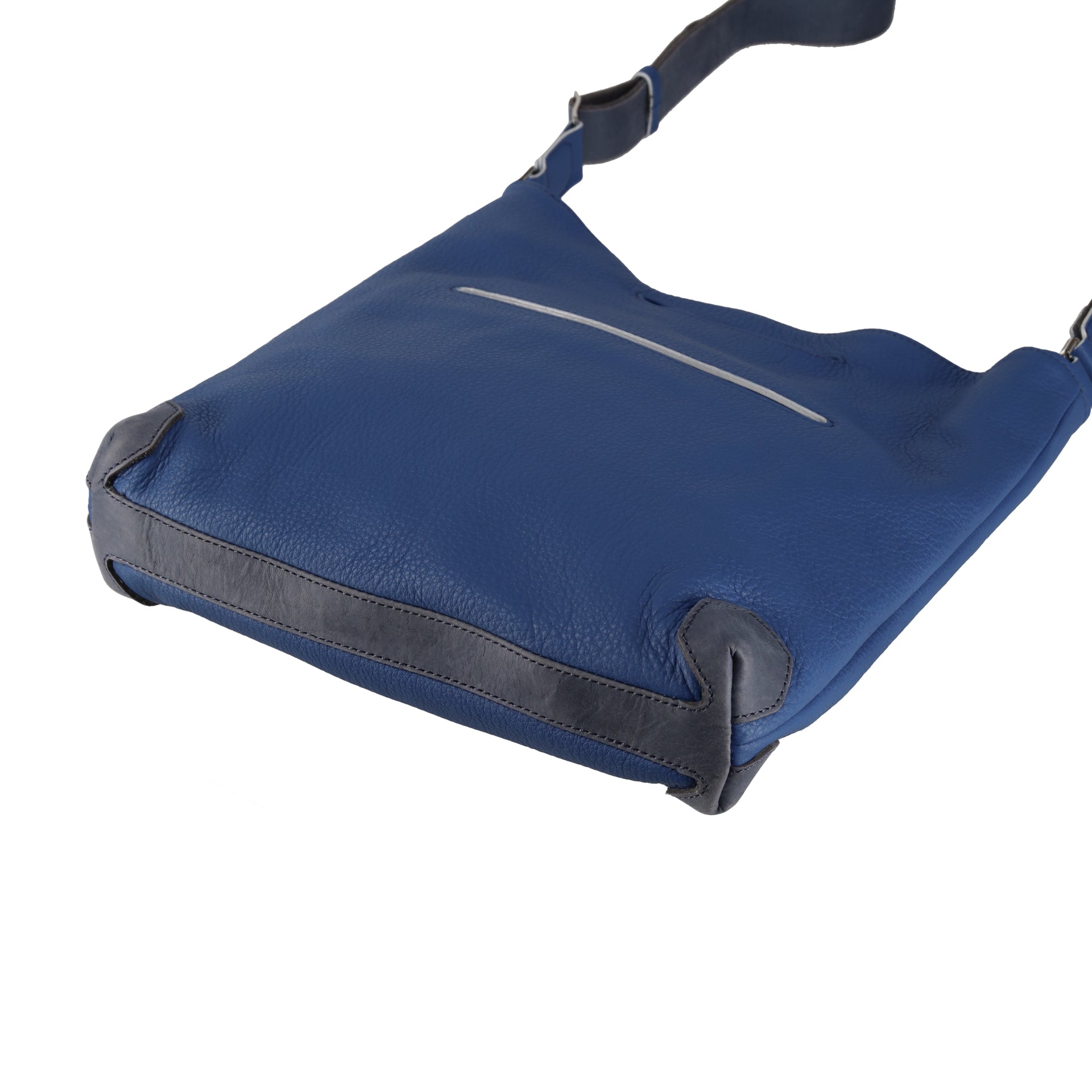 HMAEN アエナ SNUGGLE 2nd スナグルセカンド ショルダーバッグ 楽天市場】アエナ SNUGGLE 2nd スナグルセカンド 縦型ショルダーバッグ